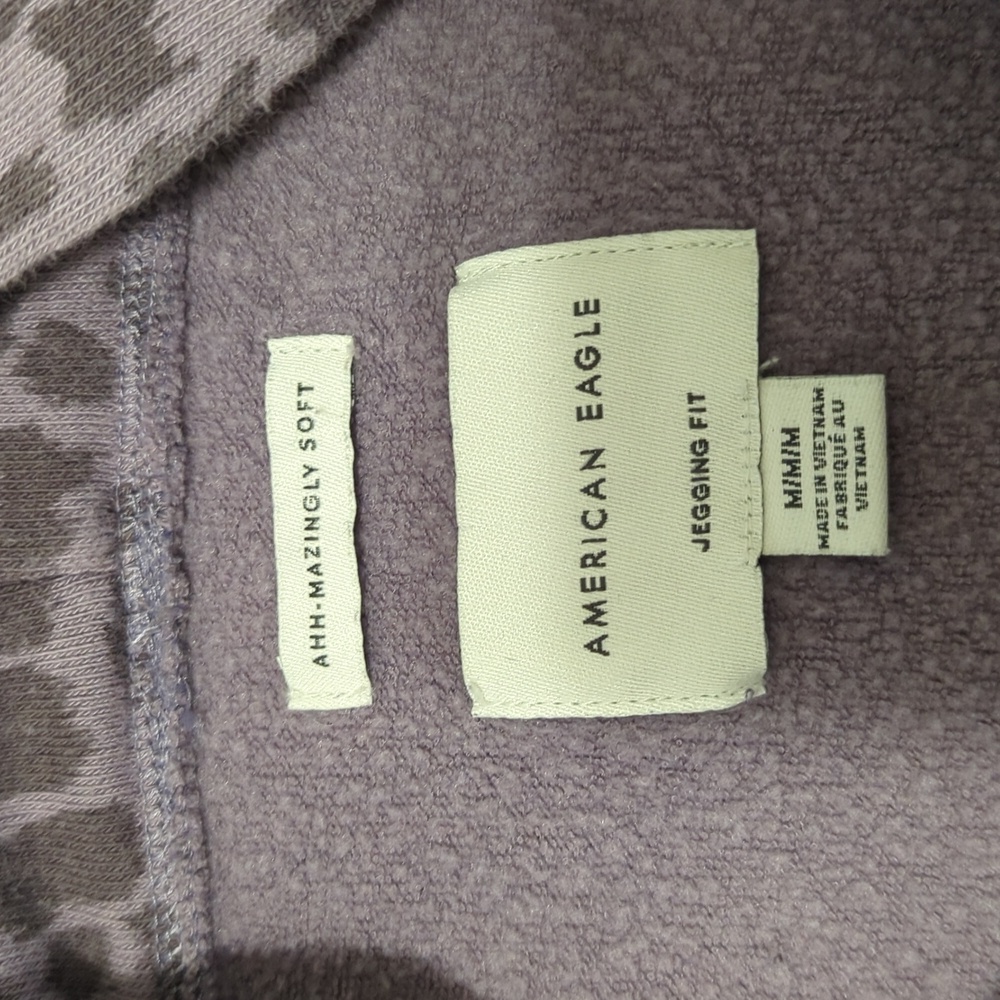 American Eagle Ahh-Mazingly Soft Hoodie. - Picture 4 of 4